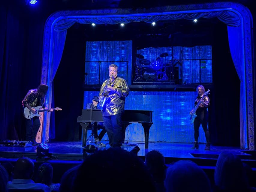 undefined Gallery Image 3