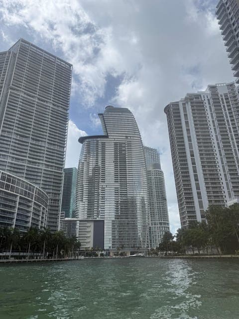 undefined Gallery Image 3