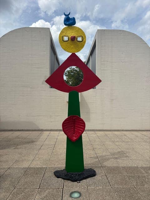 undefined Gallery Image 4