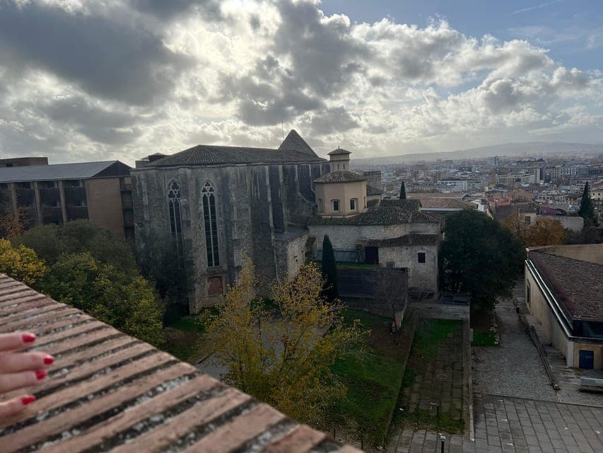 undefined Gallery Image 3