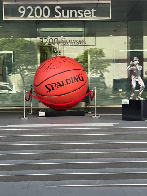 undefined Gallery Image 2