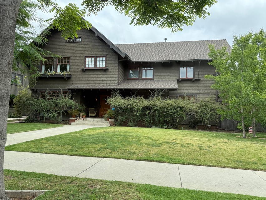 undefined Gallery Image 2