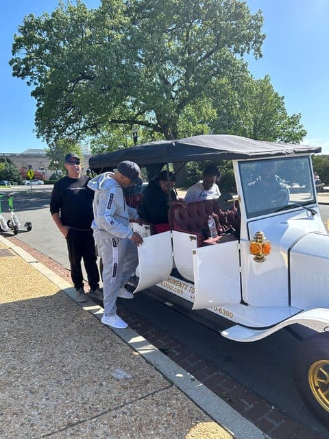 undefined Gallery Image 4