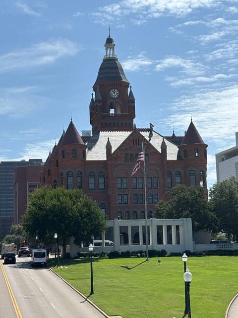 undefined Gallery Image 4