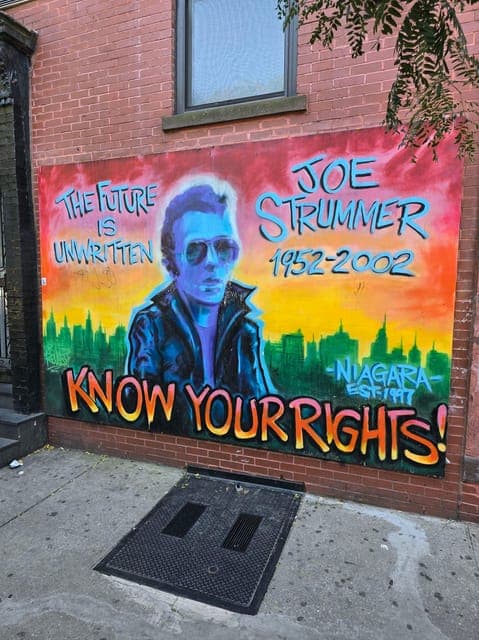 undefined Gallery Image 2