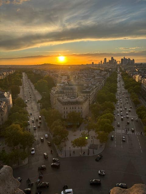 undefined Gallery Image 1