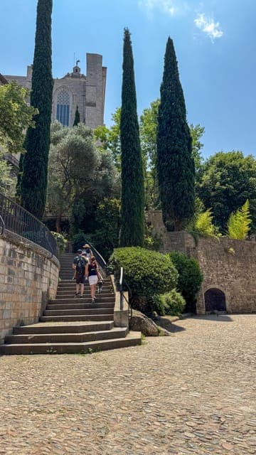 undefined Gallery Image 2