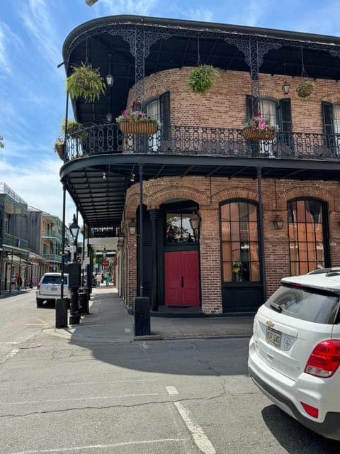 undefined Gallery Image 1