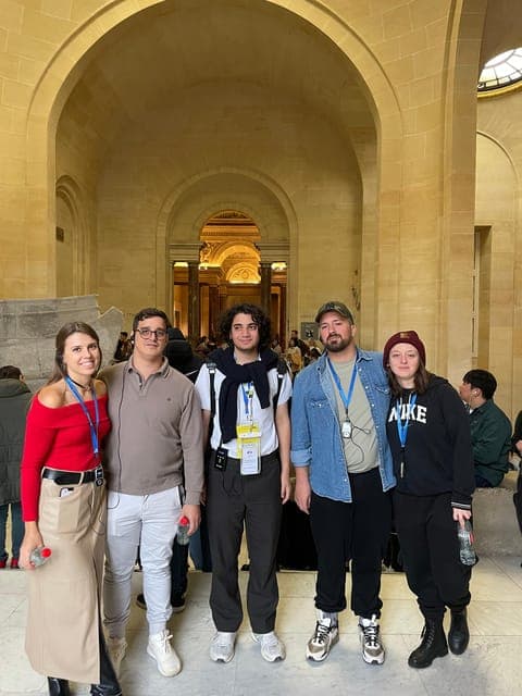 undefined Gallery Image 3