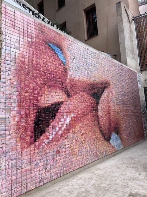 undefined Gallery Image 2