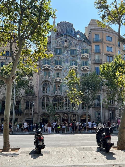 undefined Gallery Image 2