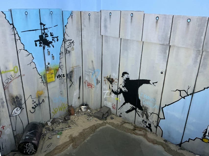 undefined Gallery Image 1