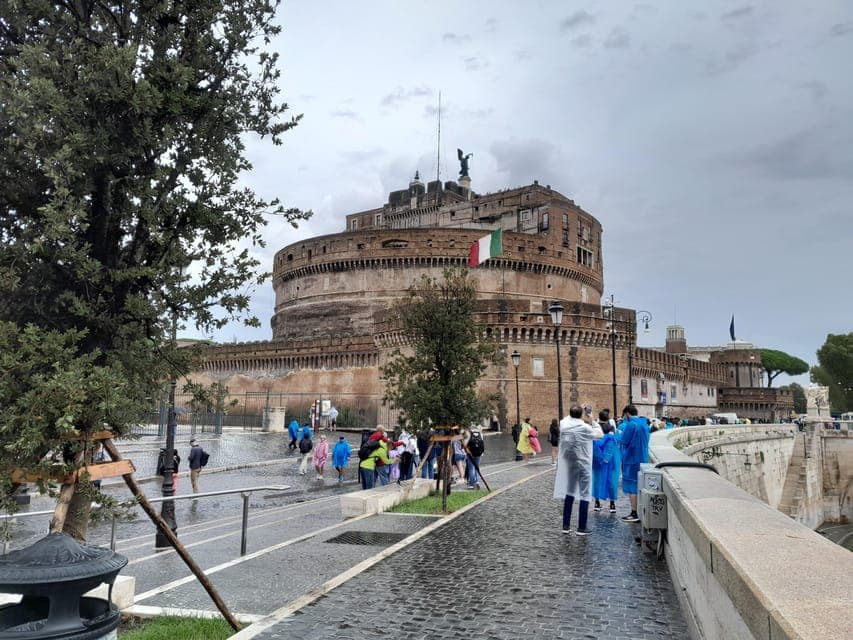 undefined Gallery Image 3