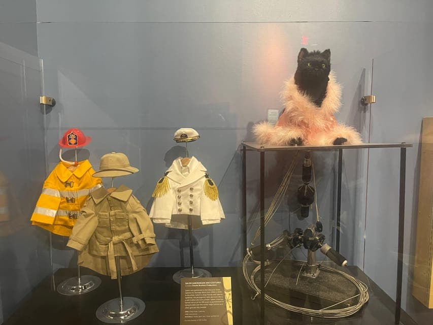 undefined Gallery Image 2