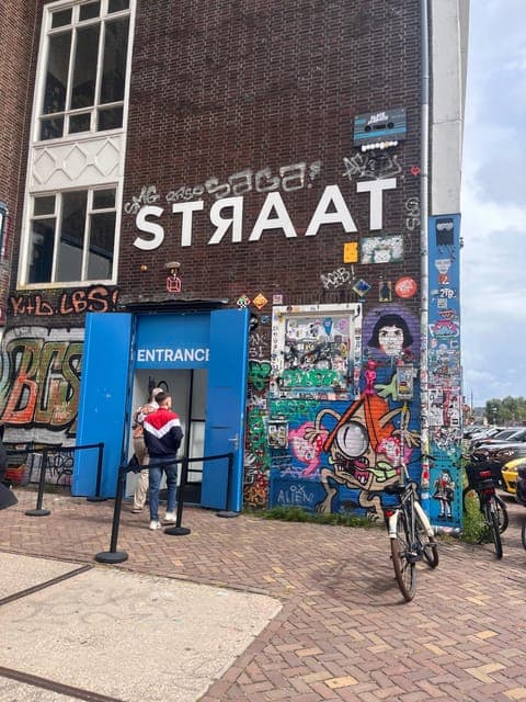 undefined Gallery Image 2