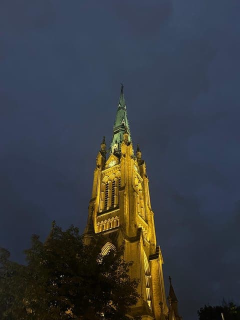 undefined Gallery Image 1