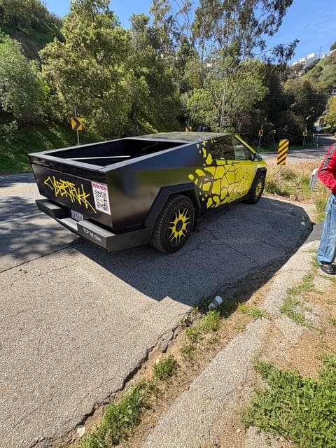 undefined Gallery Image 2