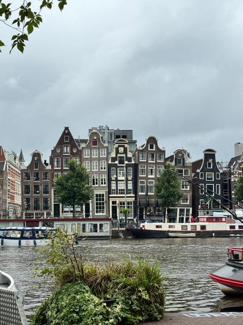 undefined Gallery Image 2