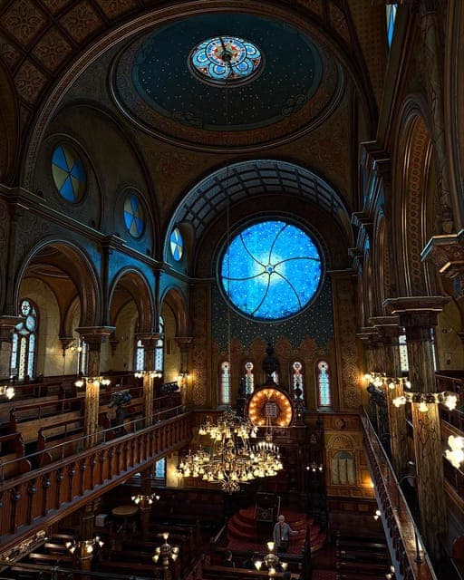 undefined Gallery Image 1