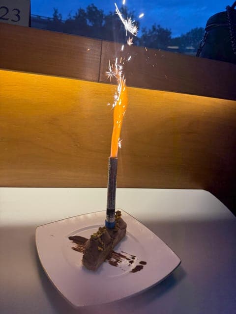 undefined Gallery Image 4