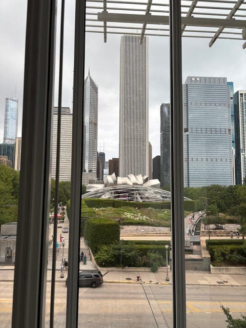 undefined Gallery Image 1