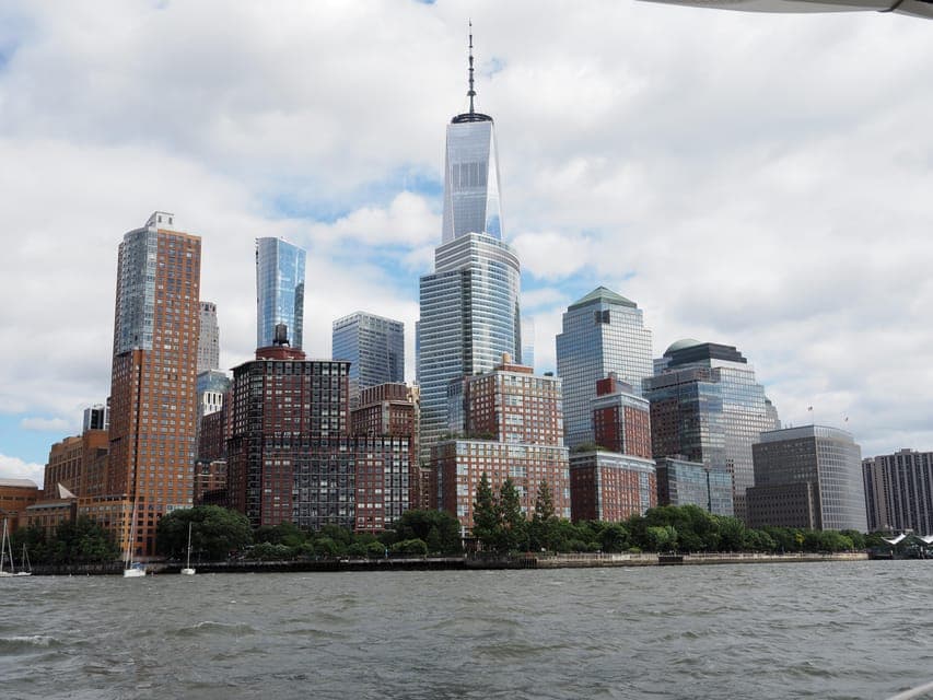 undefined Gallery Image 3