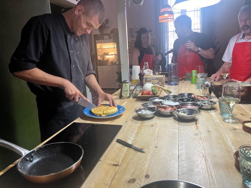 undefined Gallery Image 2