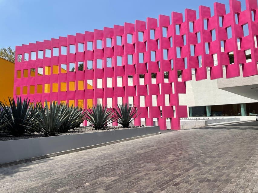 undefined Gallery Image 1