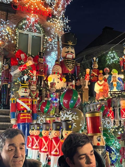 undefined Gallery Image 2