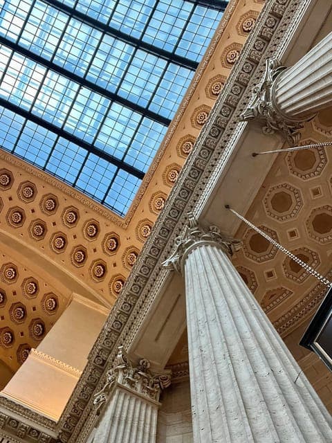 undefined Gallery Image 1