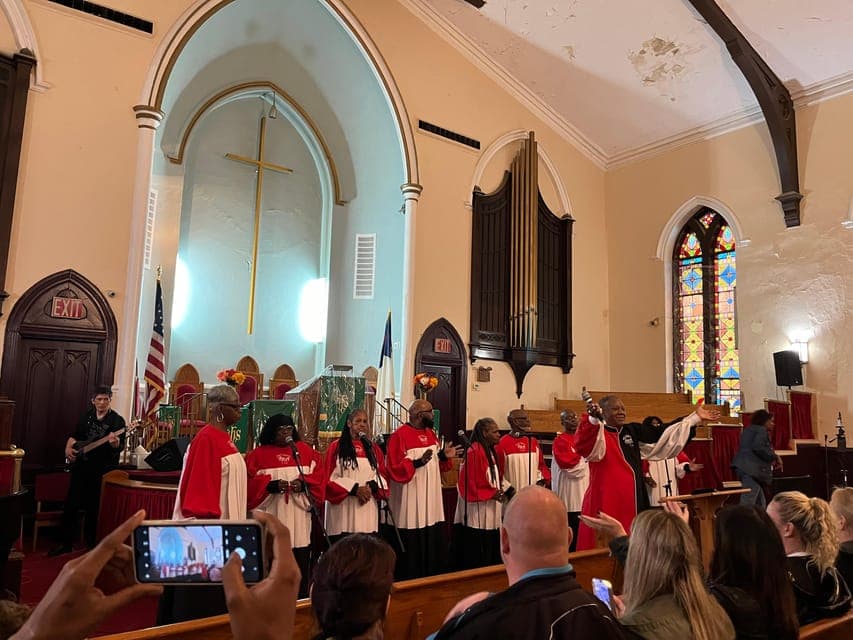 undefined Gallery Image 2