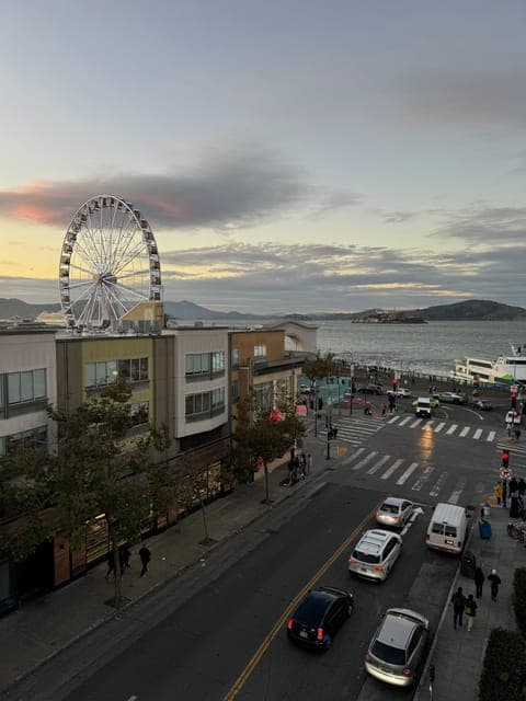 undefined Gallery Image 1