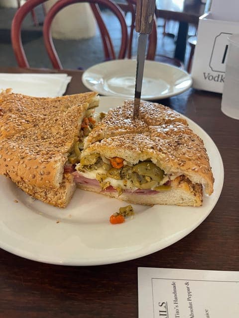 undefined Gallery Image 3