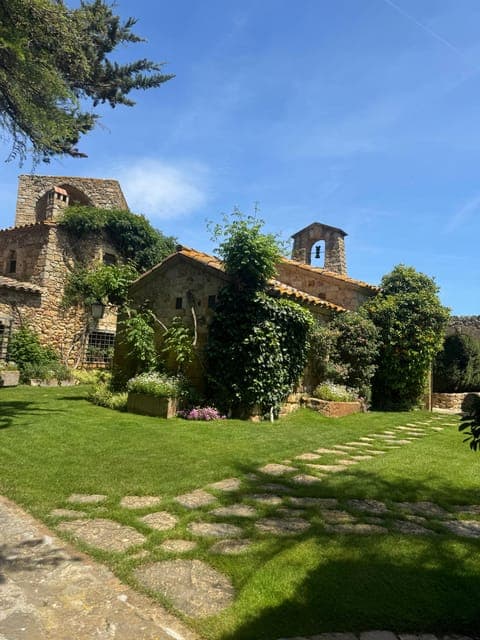 undefined Gallery Image 4