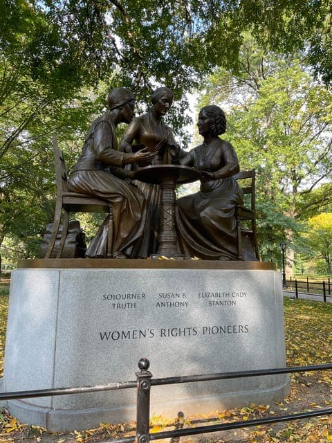 undefined Gallery Image 2