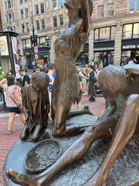 undefined Gallery Image 4