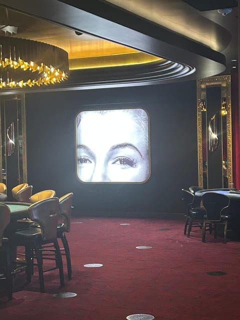 undefined Gallery Image 2