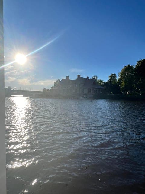 undefined Gallery Image 4