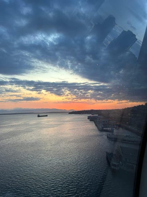 undefined Gallery Image 2