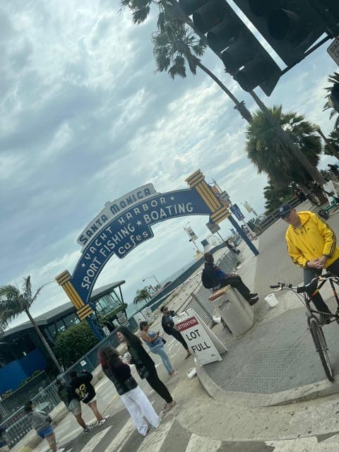 undefined Gallery Image 2