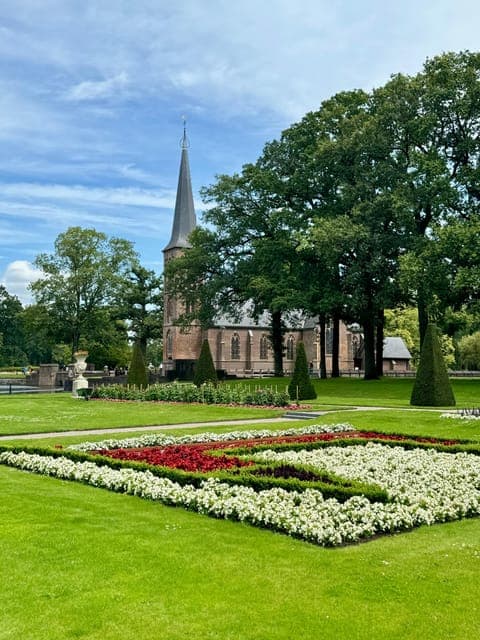 undefined Gallery Image 4