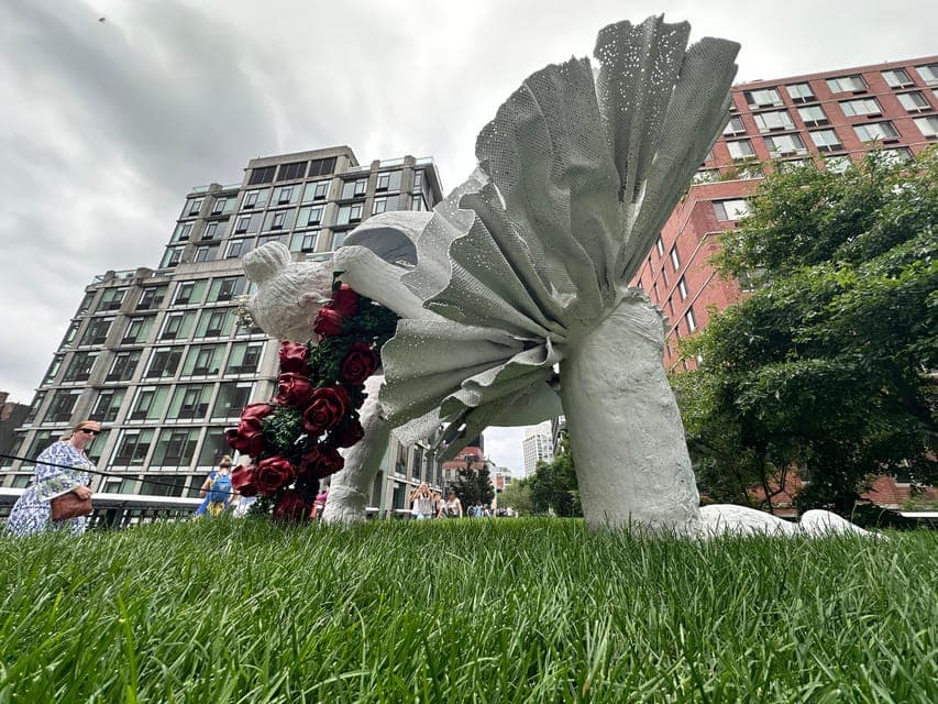 undefined Gallery Image 3