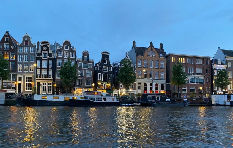 undefined Gallery Image 2