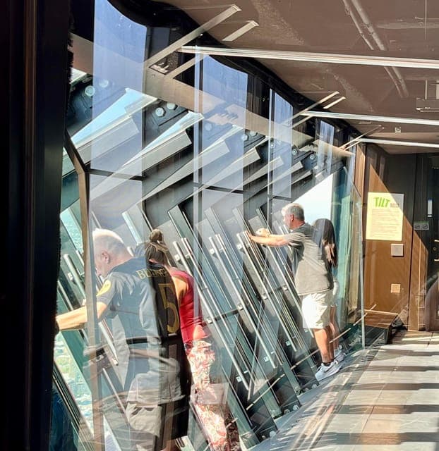 undefined Gallery Image 3