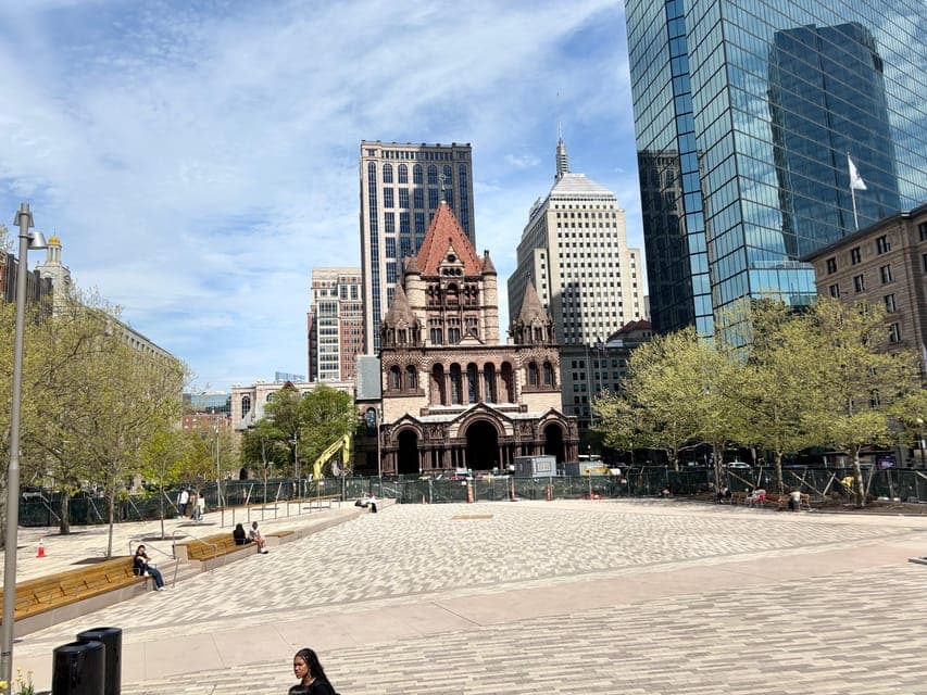 undefined Gallery Image 3