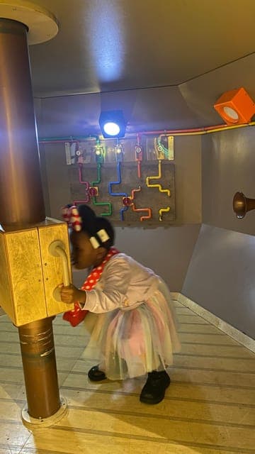 undefined Gallery Image 4