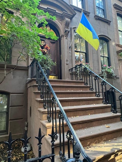 undefined Gallery Image 4