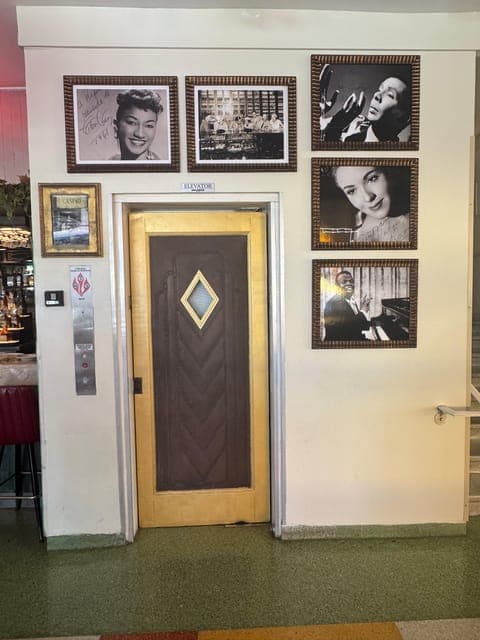 undefined Gallery Image 1