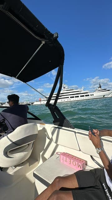 undefined Gallery Image 4