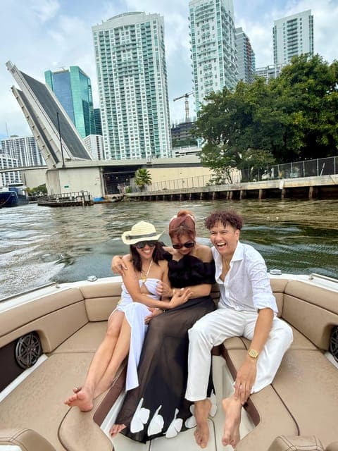 undefined Gallery Image 3